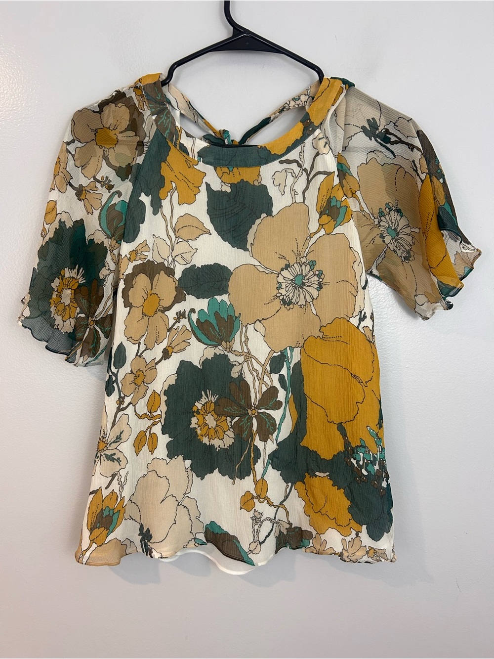 Massimo Dutti 100% Silk Floral Yellow/Green Tie Neck Short Flutter Sleeve Size 2